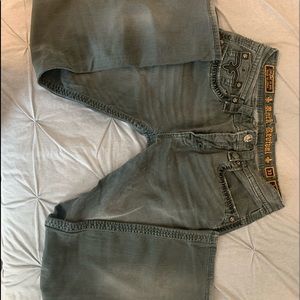 Men’s Size 33 Rock Revival Straight Rocky Jeans